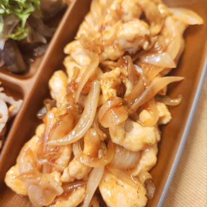 【おかず】鶏肉と新玉ねぎの生姜炒め